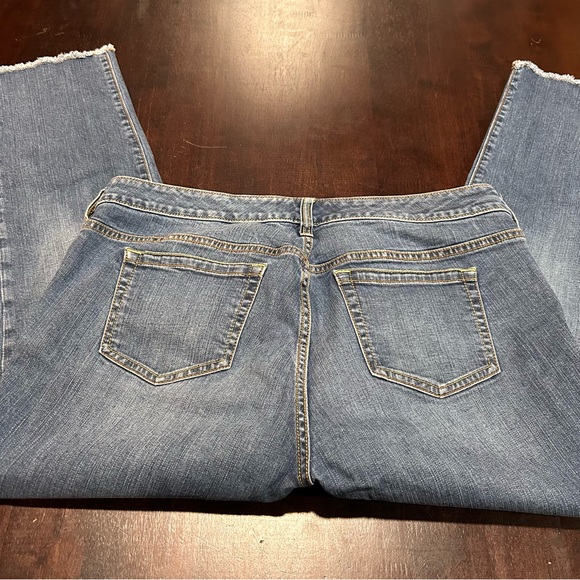 Torrid Jeans - Picture 5 of 7